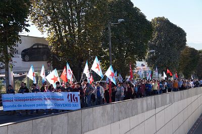 2016 10 06 ManifaFolgaConveniosCentrosChamadasVigo08.JPG